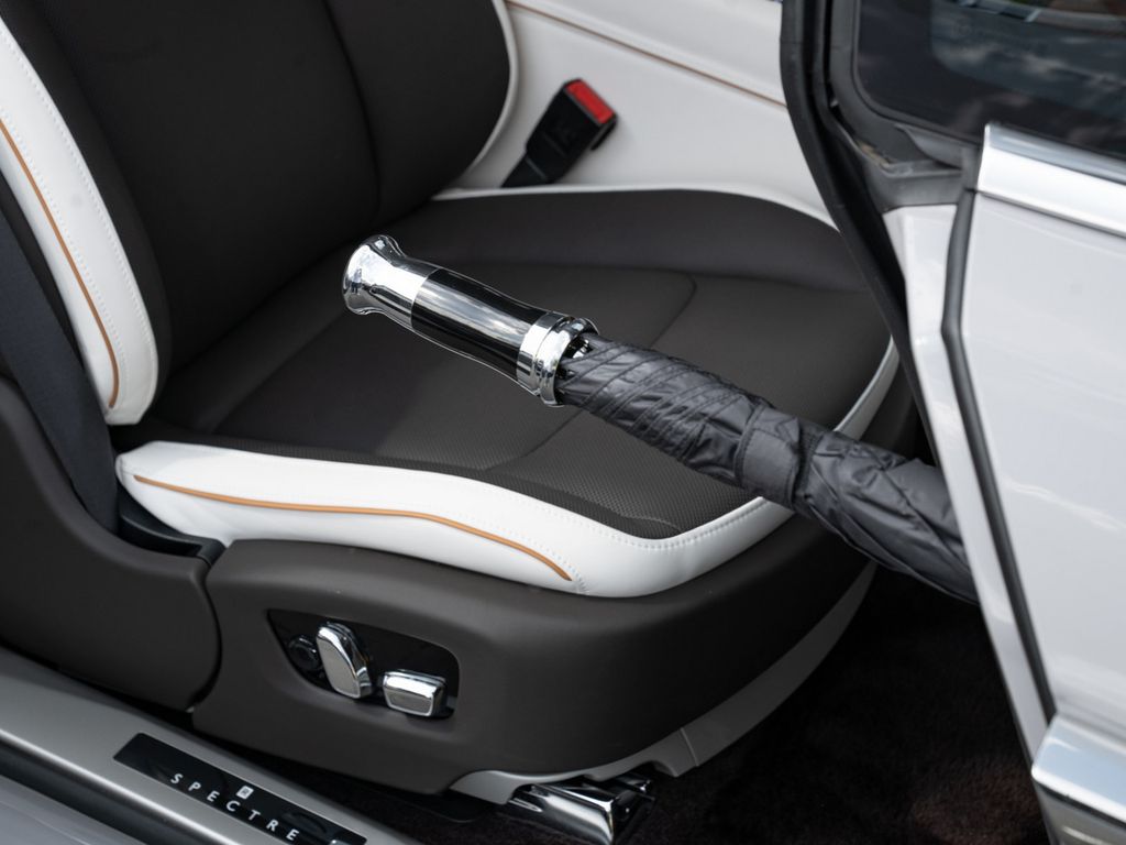 Rolls-Royce Spectre 2025