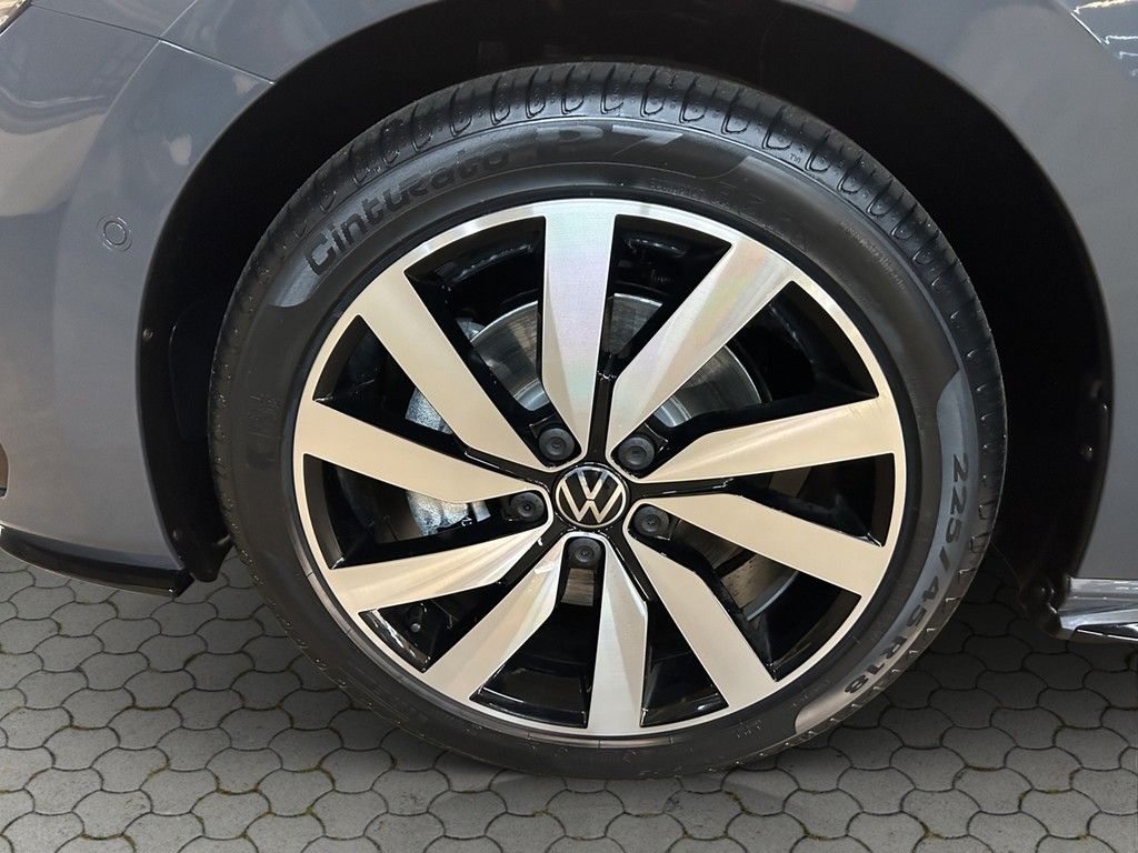 Volkswagen Touran 2025