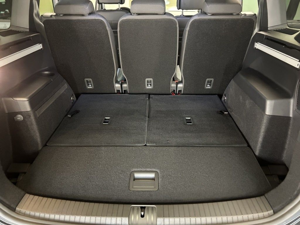 Volkswagen Touran 2025