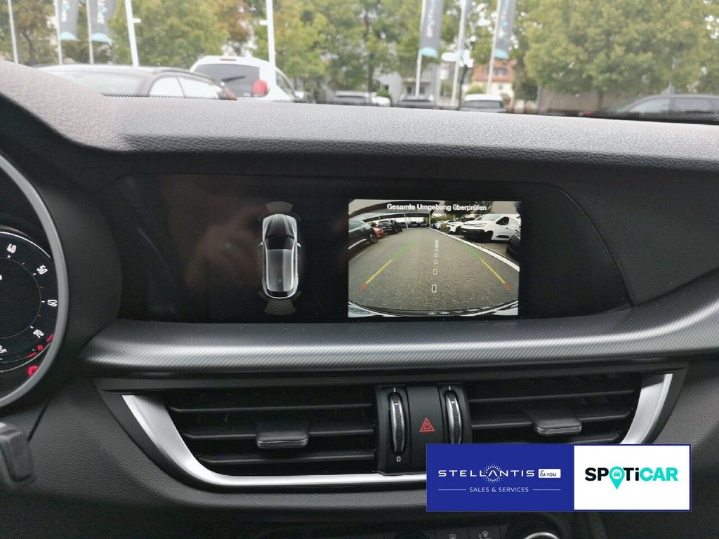 Alfa Romeo Stelvio 2025