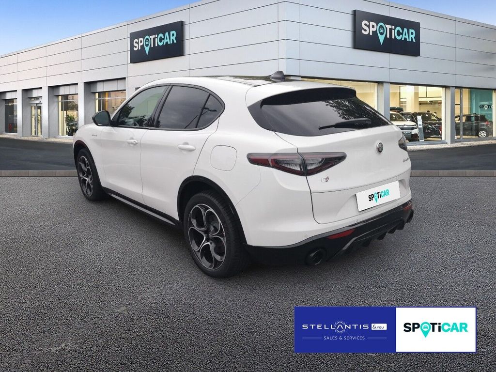 Alfa Romeo Stelvio 2025