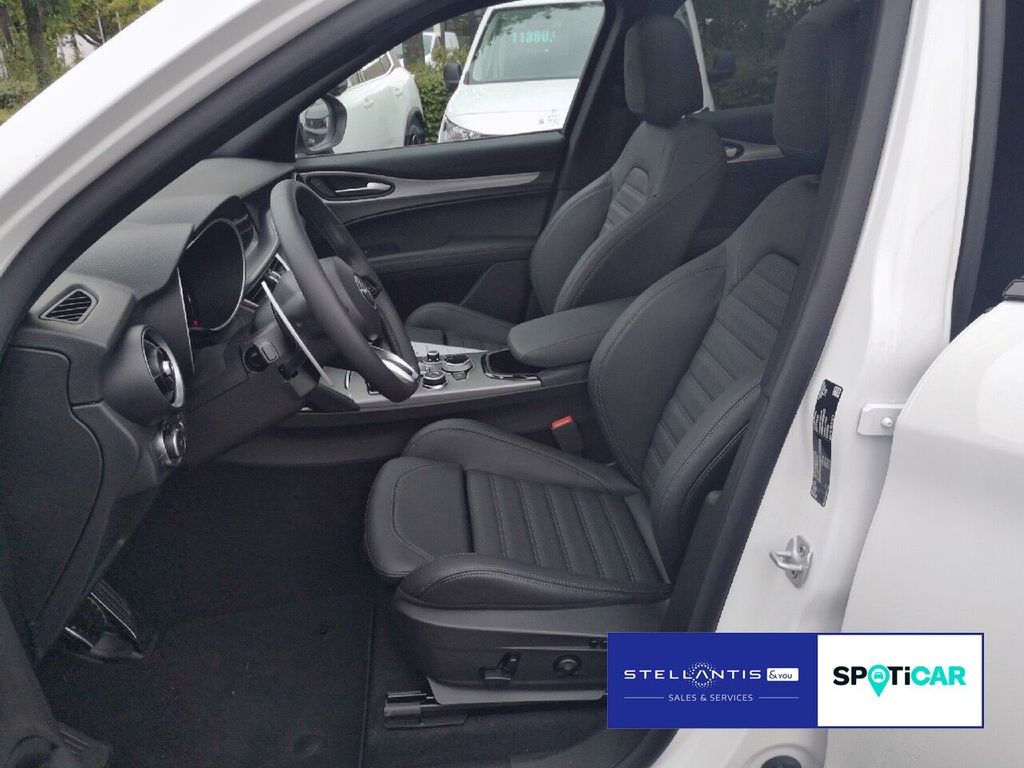 Alfa Romeo Stelvio 2025