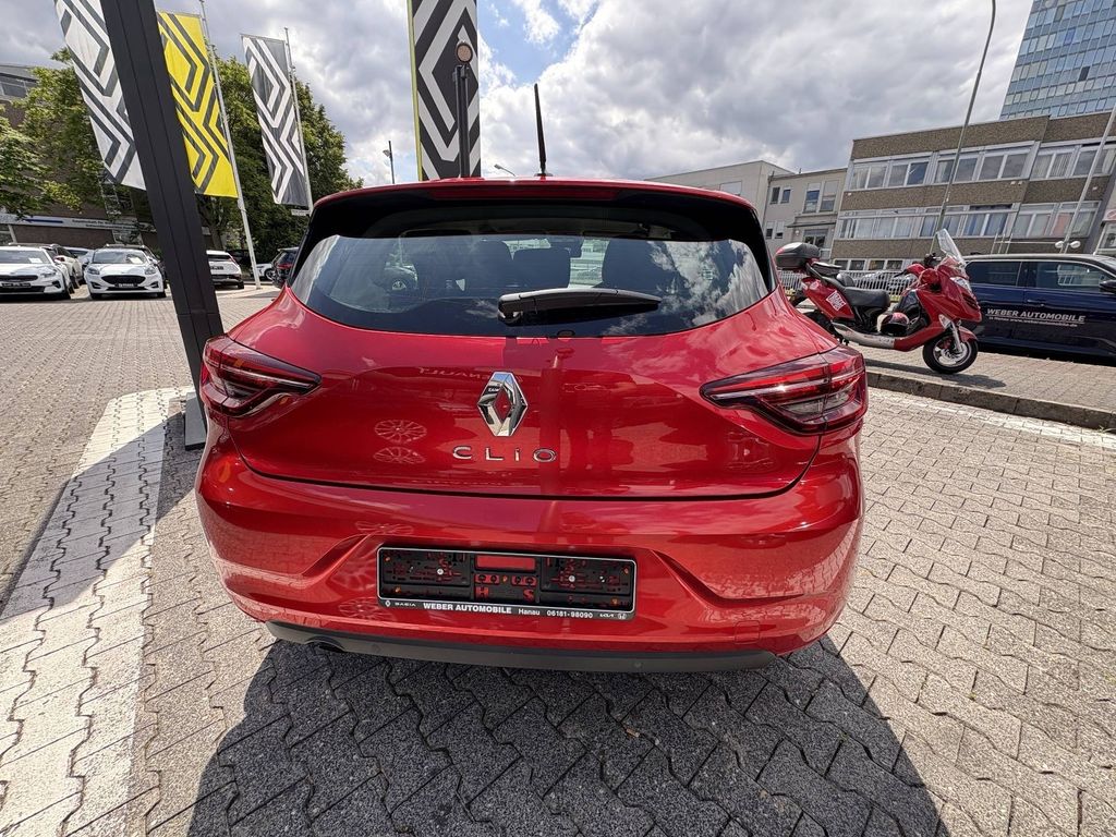 Renault Clio 2021
