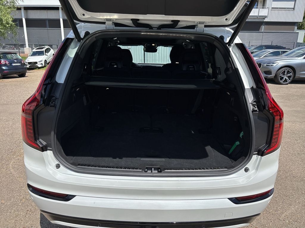 Volvo XC90 2025