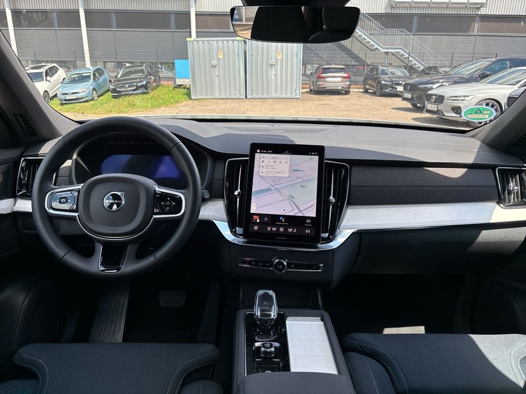 Volvo XC90 2025