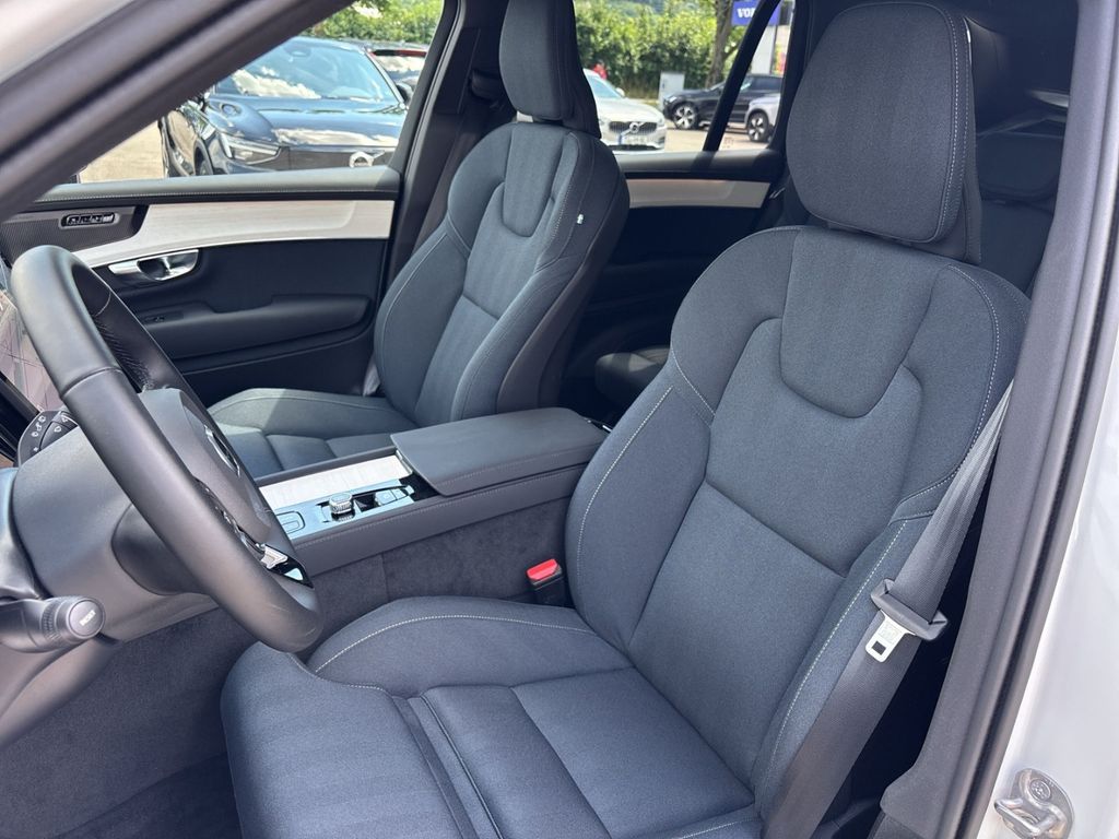 Volvo XC90 2025