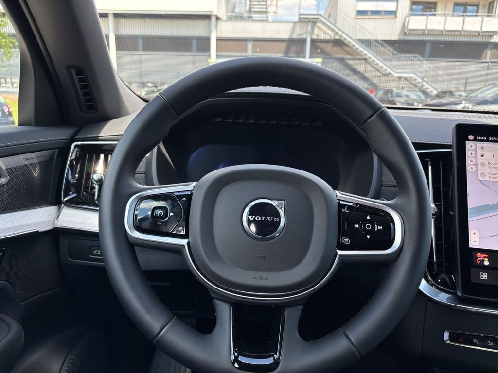 Volvo XC90 2025