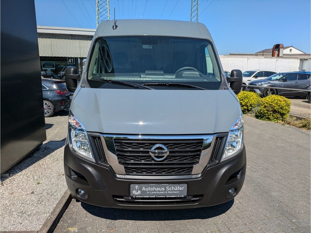 Nissan Interstar 2024