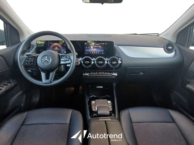 Mercedes-Benz B 180 2020