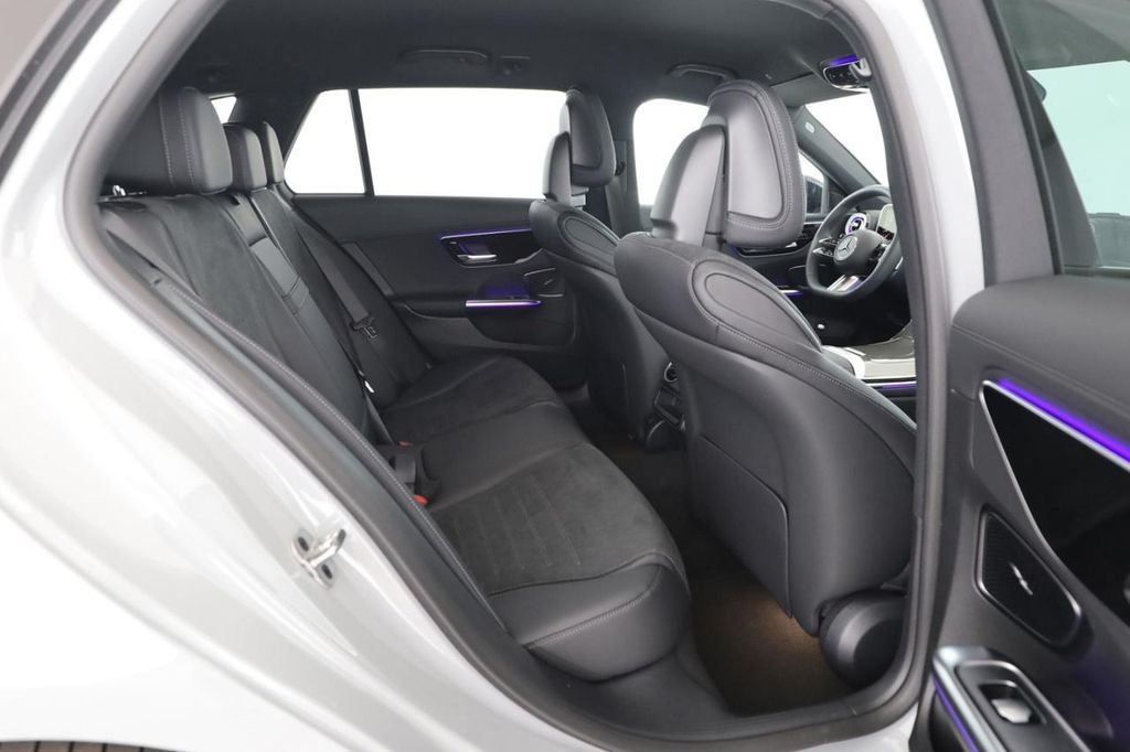 Mercedes-Benz C 220 2025