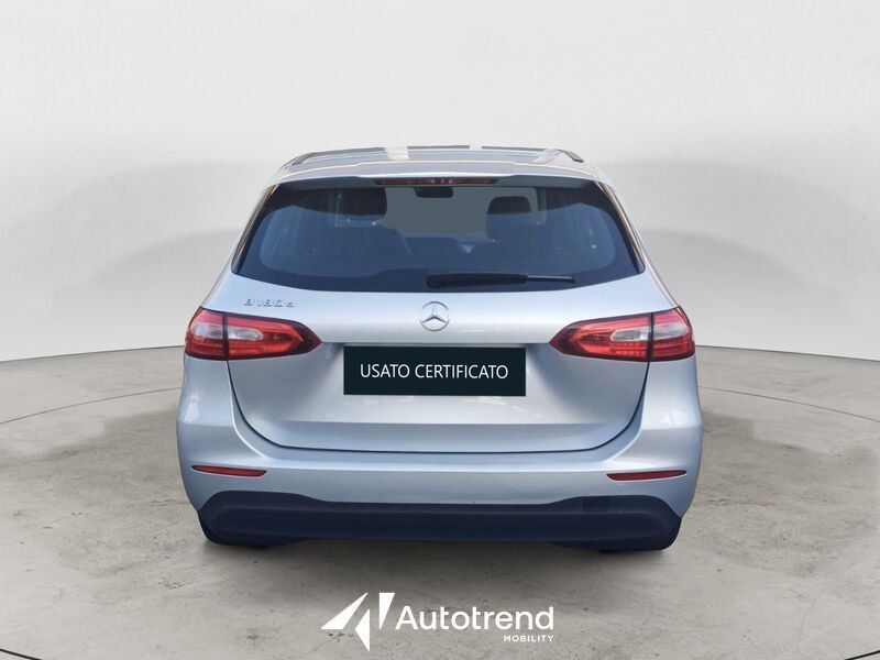 Mercedes-Benz B 180 2020