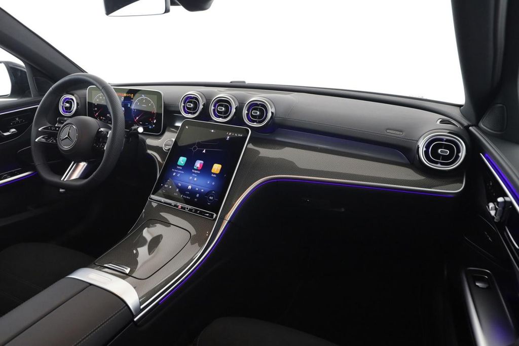 Mercedes-Benz C 220 2025