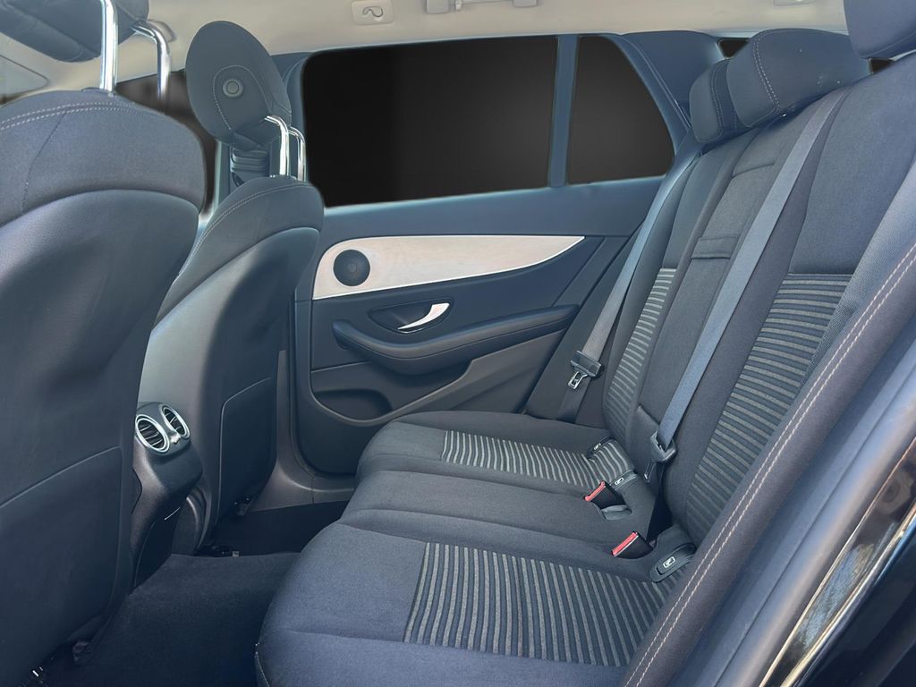 Mercedes-Benz E 300 2021