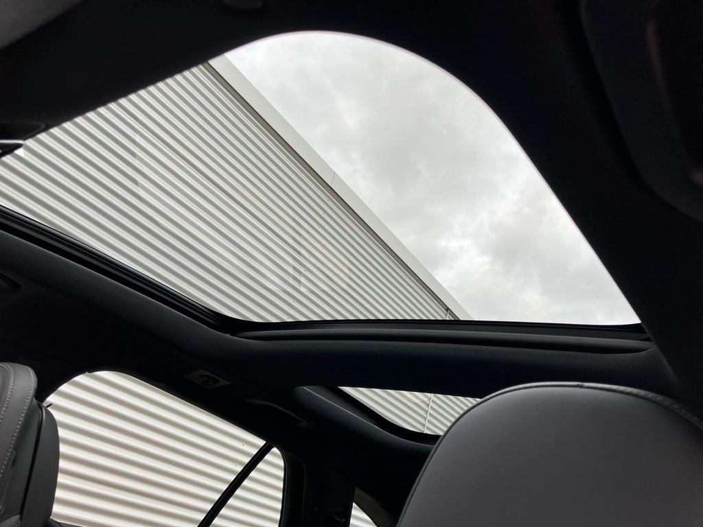 Mercedes-Benz E 300 2024