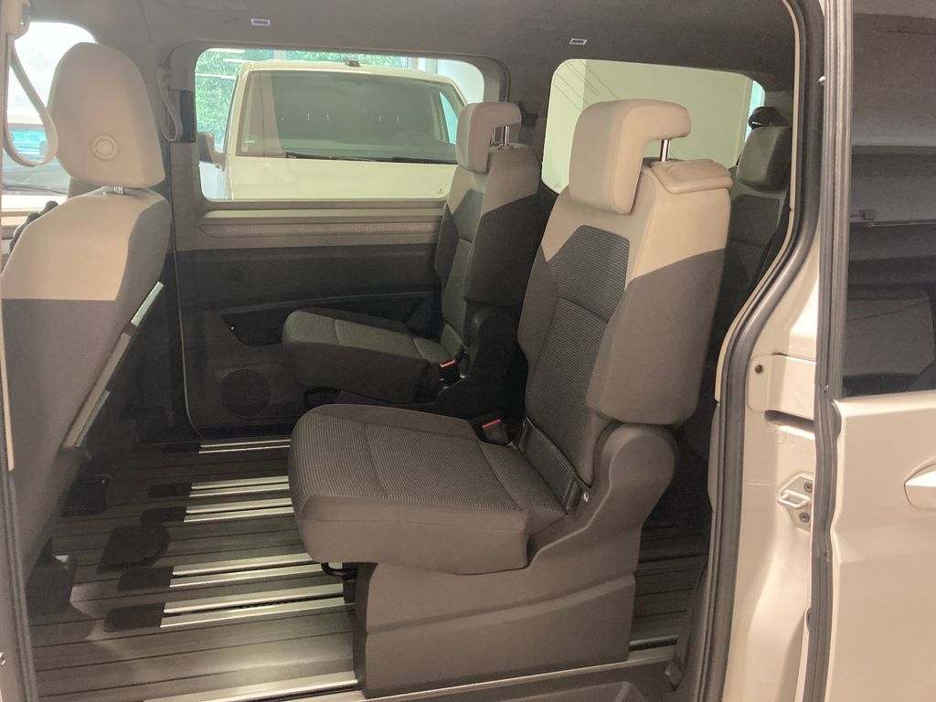 Volkswagen T7 Multivan 2024