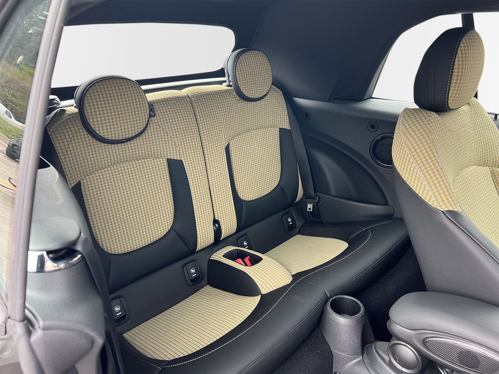 MINI Cooper S Cabrio 2023