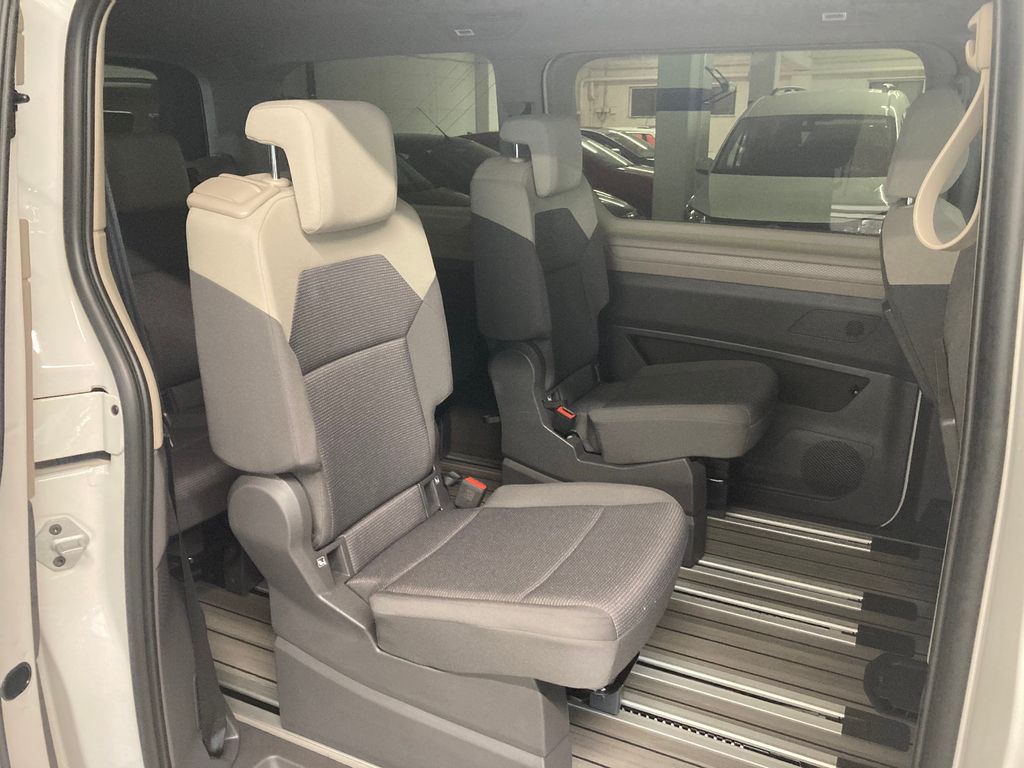 Volkswagen T7 Multivan 2024