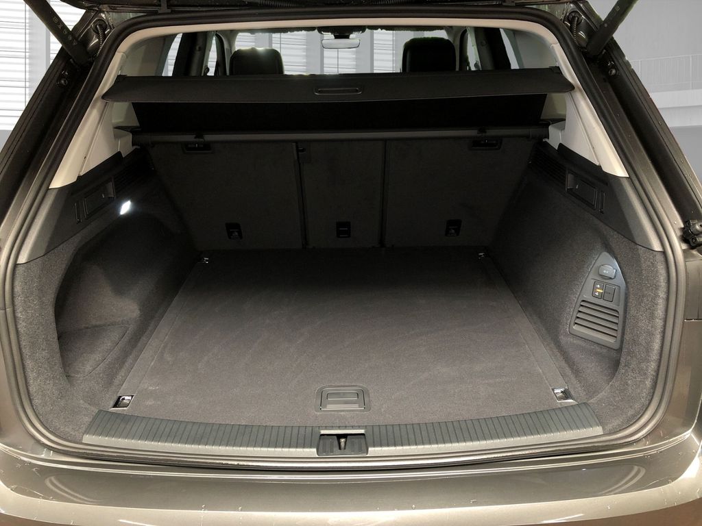 Volkswagen Touareg 2025