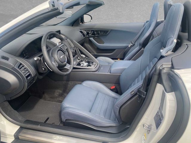 Jaguar F-Type 2024
