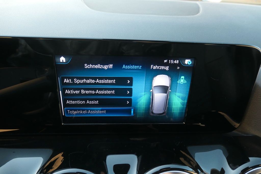 Mercedes-Benz B 180 2020