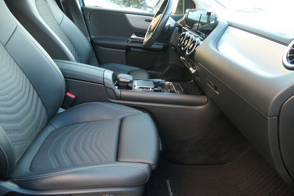 Mercedes-Benz B 180 2020