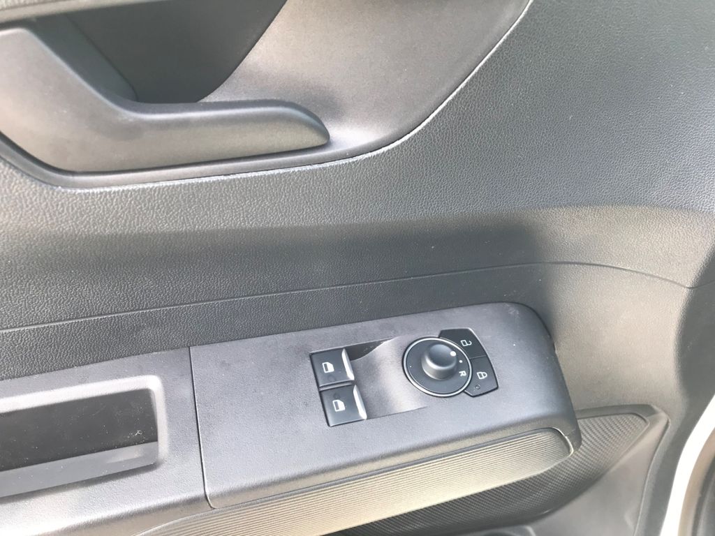 Ford Transit Courier 2025