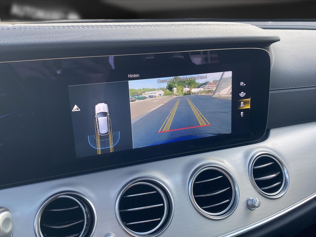 Mercedes-Benz E 300 2021