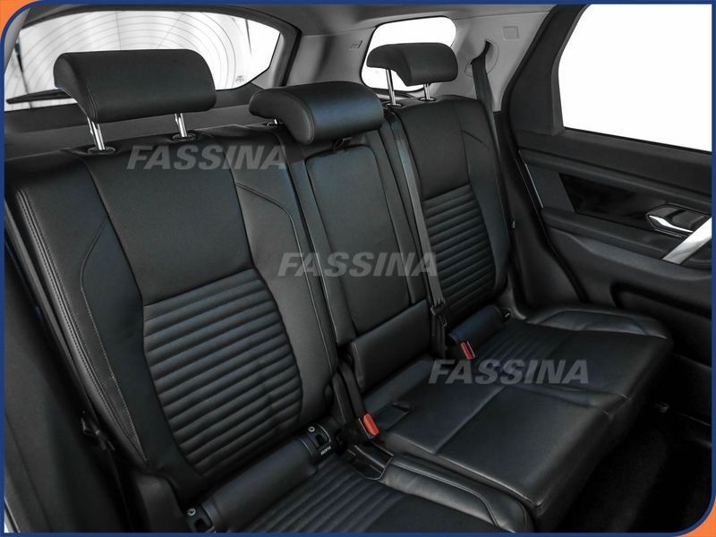 Land Rover Discovery Sport 2022