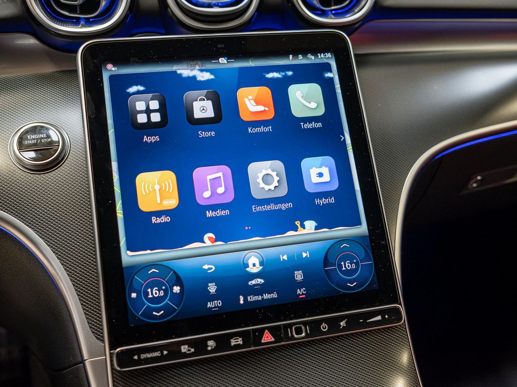 Mercedes-Benz C 300 2025