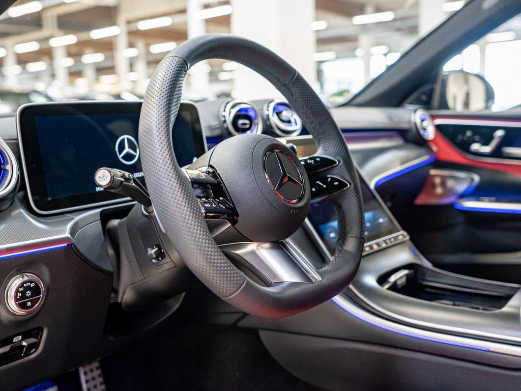 Mercedes-Benz C 300 2025