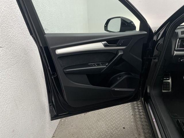Audi SQ5 2022
