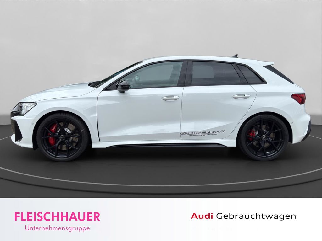 Audi RS3 2025