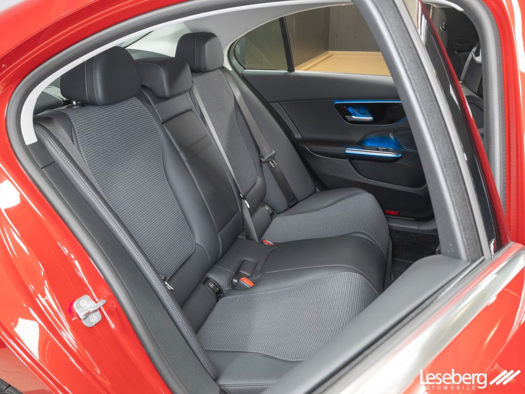 Mercedes-Benz C 200 2024