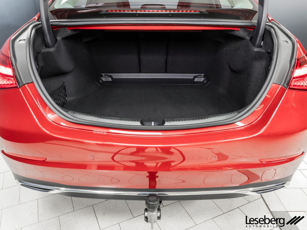 Mercedes-Benz C 200 2024