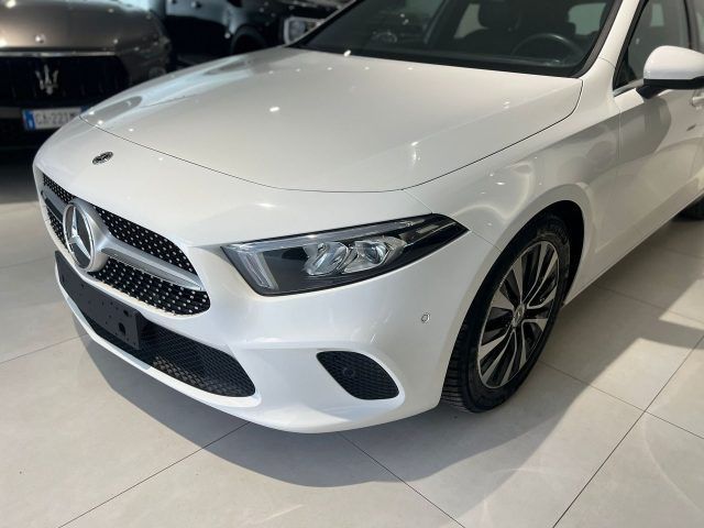 Mercedes-Benz A 180 2022
