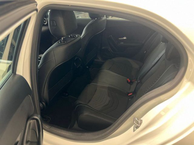 Mercedes-Benz A 180 2022