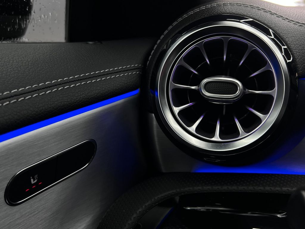 Mercedes-Benz CLA 250 2021