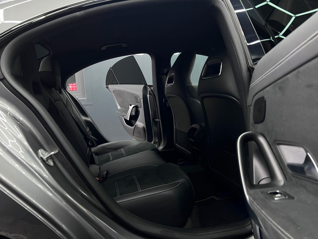Mercedes-Benz CLA 250 2021
