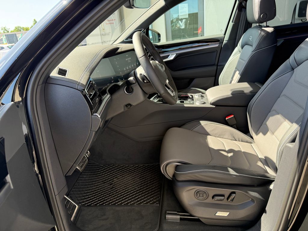 Volkswagen Touareg 2025