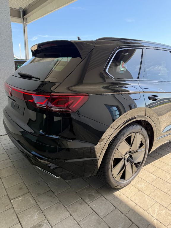 Volkswagen Touareg 2025