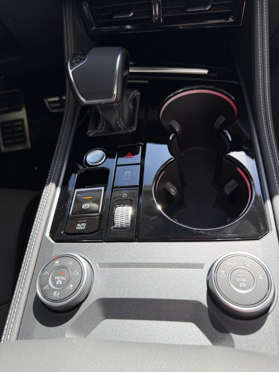 Volkswagen Touareg 2025