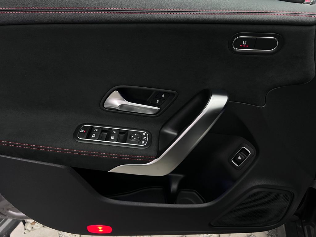 Mercedes-Benz CLA 250 2021