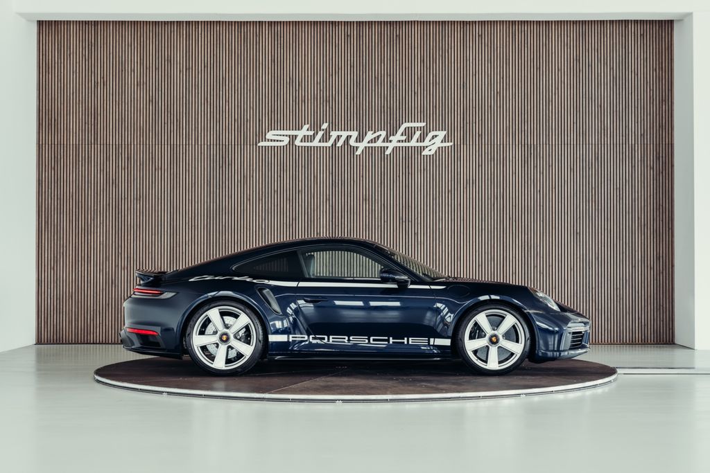 Porsche 992 2025