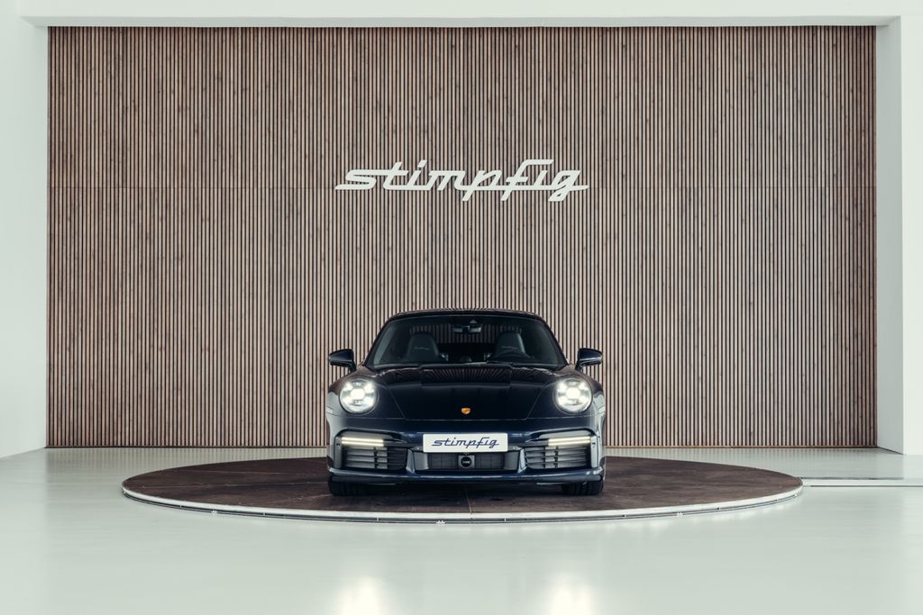 Porsche 992 2025