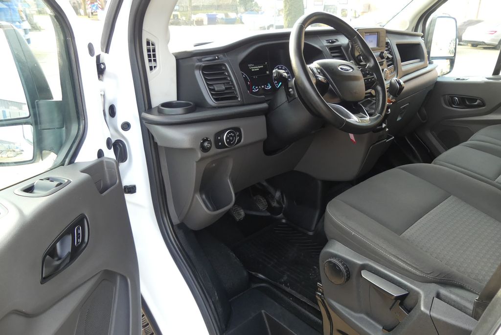 Ford Transit 2022