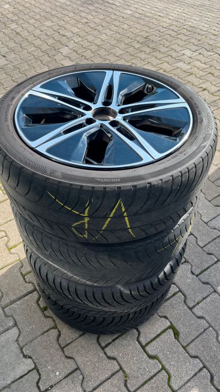 Mercedes-Benz CLA 220 2023