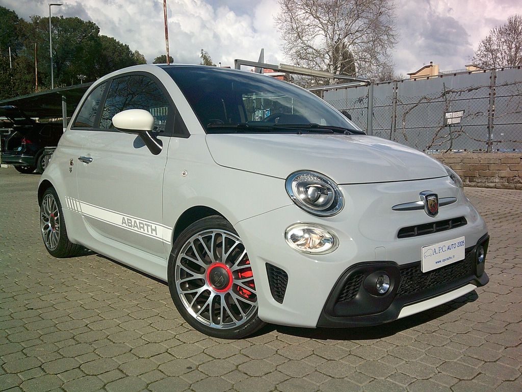 Abarth 595 2021