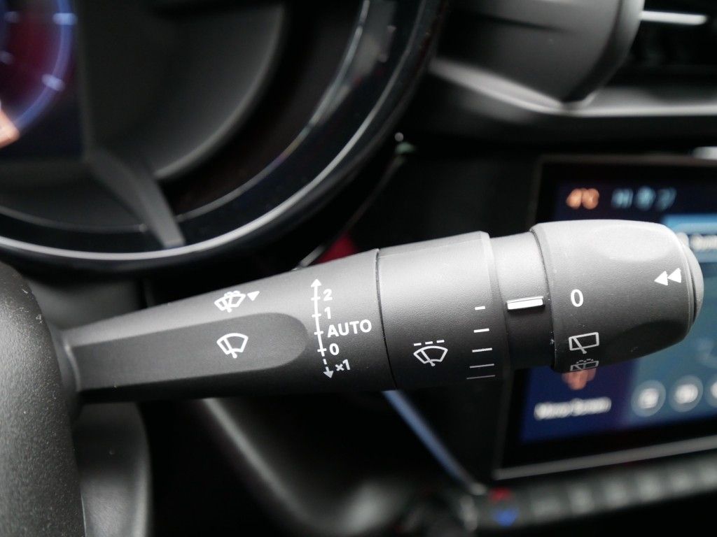 Alfa Romeo Junior 2025