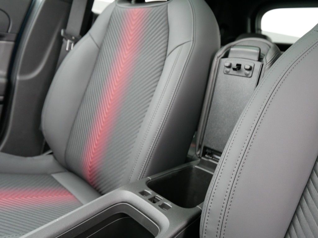 Alfa Romeo Junior 2025