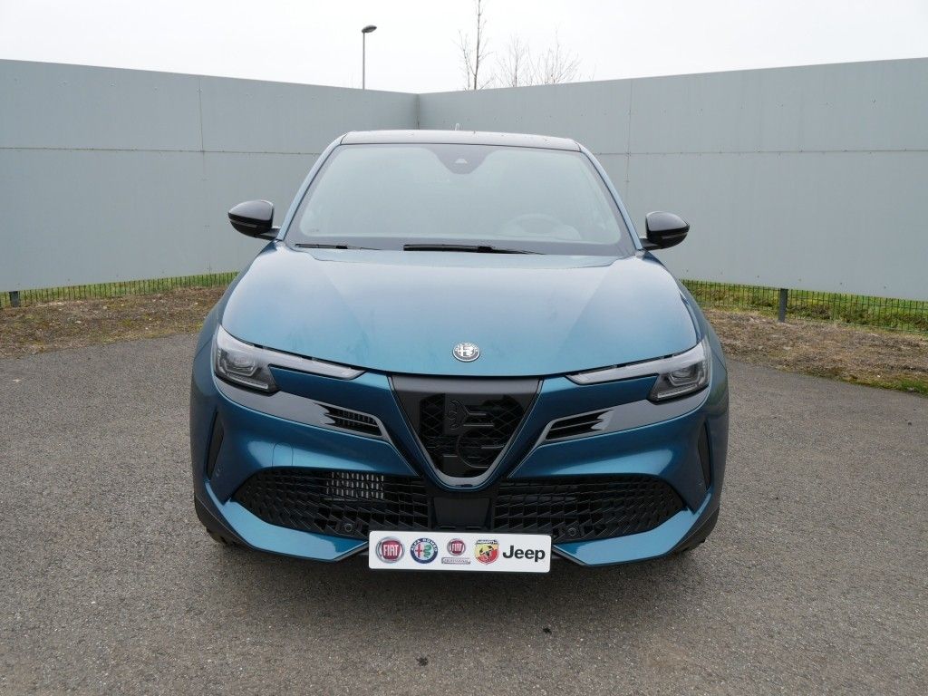 Alfa Romeo Junior 2025